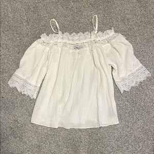 I.N. San Francisco White Lace Off-Shoulder Blouse